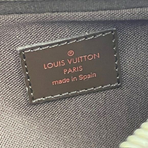 LOUIS VUITTON Authentic Brown Damier Shoulder Bag